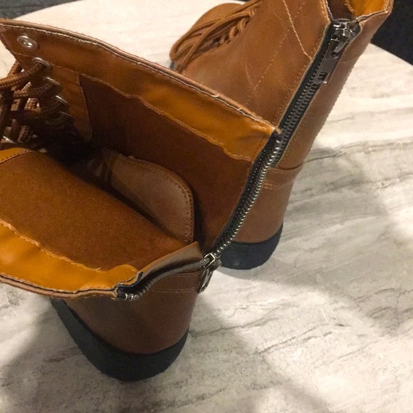 (Authentic) charles Albert leather boots - Picture 3 of 5